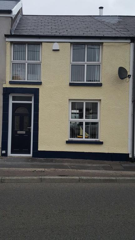 Villa Waters Edge Penclawdd Exterior foto